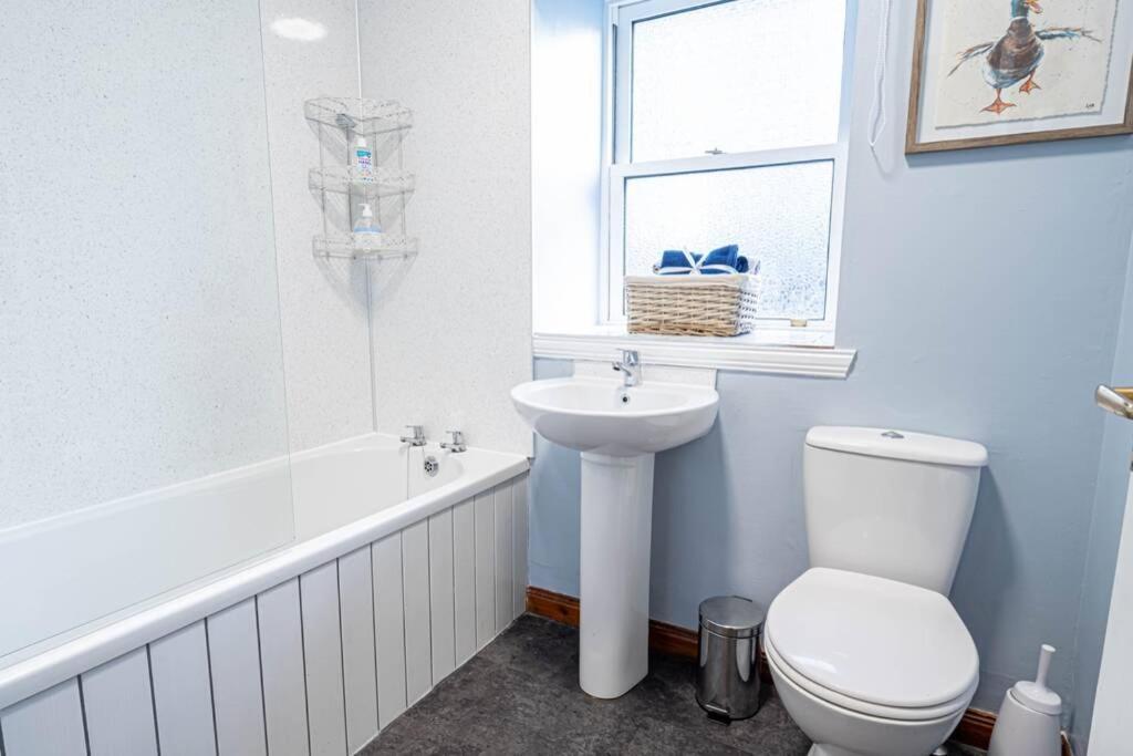 Cozy Newly Renovated Town Centre Apartment Aberfeldy Extérieur photo